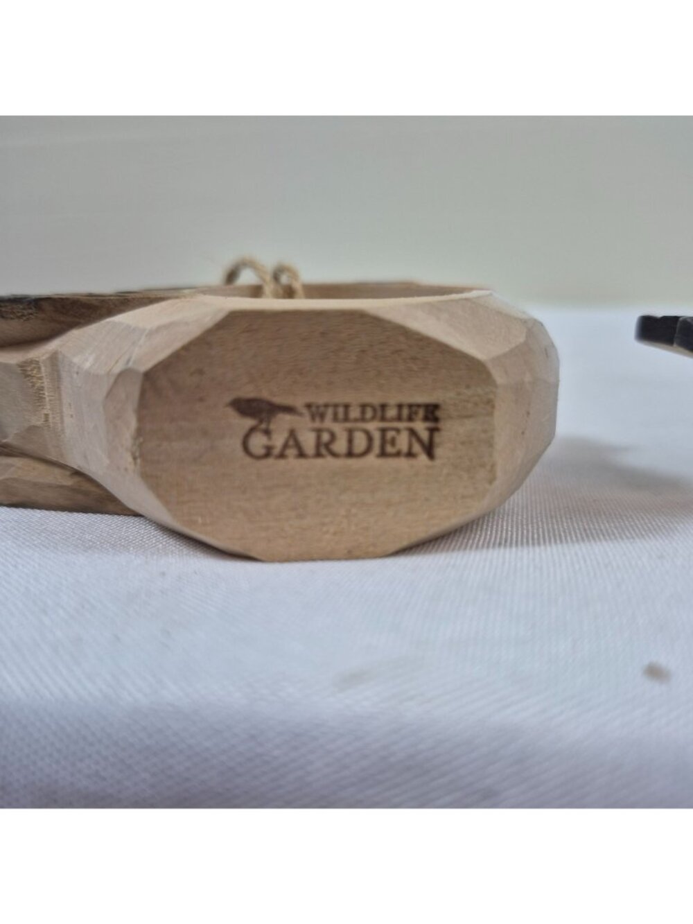 Set of 6 Wildlife Garden Napkin Rings Handcarved Wooden Bird Goldfinch Robin - Picture 4 of 6